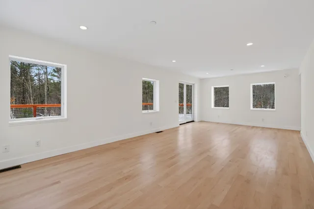 $995,000 | 24 Mattie Lane, Durham, ME 04222