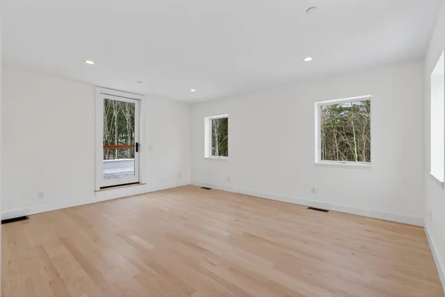 $995,000 | 24 Mattie Lane, Durham, ME 04222