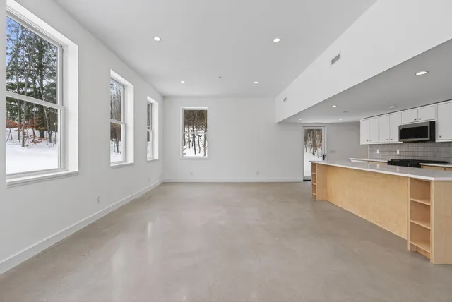 $995,000 | 24 Mattie Lane, Durham, ME 04222