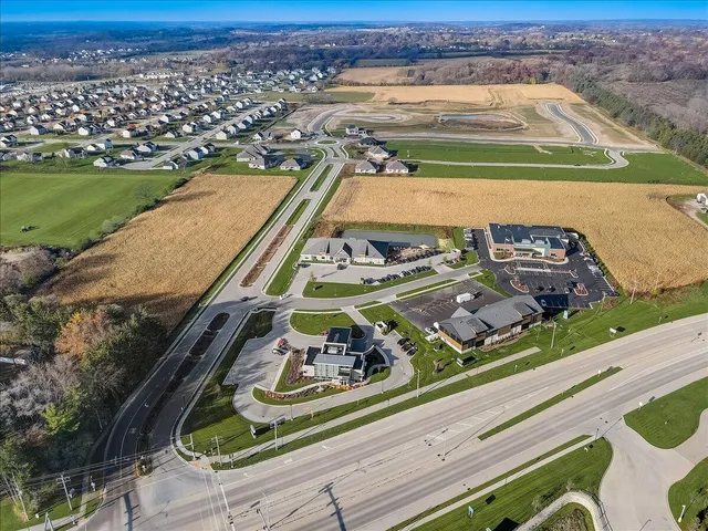 $1,175,000 | 83 Highway 83, Mukwonago, WI 53149