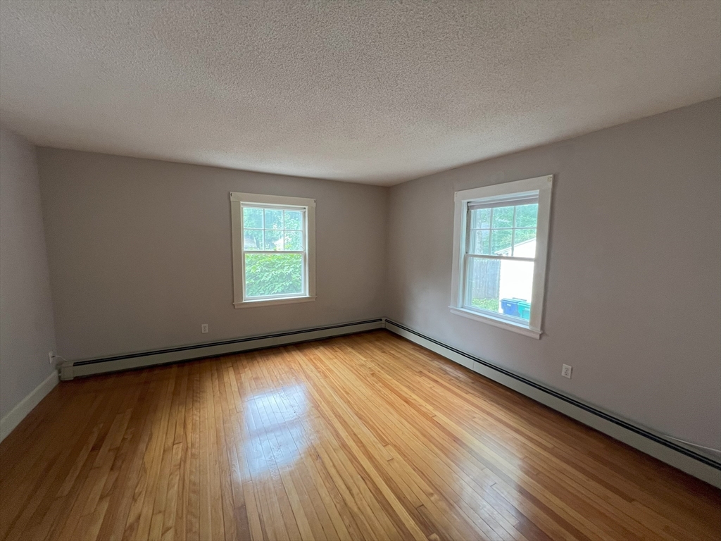 19 Maple Street, Unit 19 Newton, MA 02466 - Photo 10 of 30