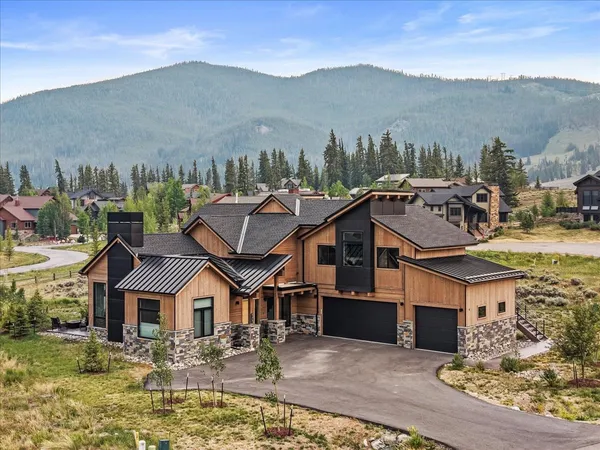 $2,399,999 | 127 Telluride Court, Dillon, CO 80435