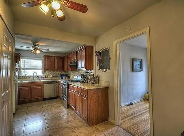 $3,250 | 4000 Winfield Avenue, Fort Worth, TX 76109