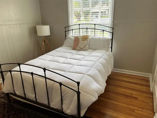 $3,250 | 4000 Winfield Avenue, Fort Worth, TX 76109