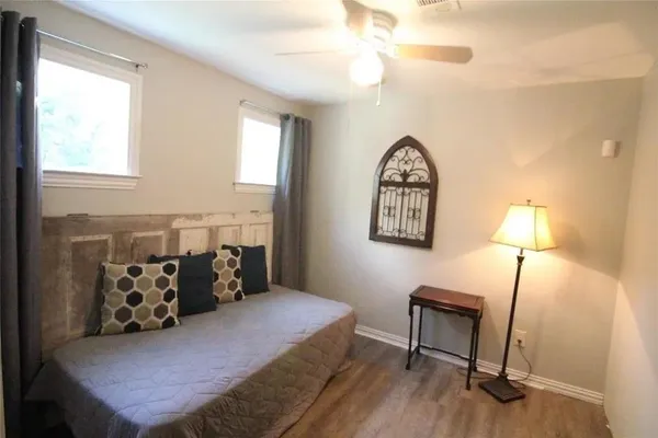 $3,250 | 4000 Winfield Avenue, Fort Worth, TX 76109