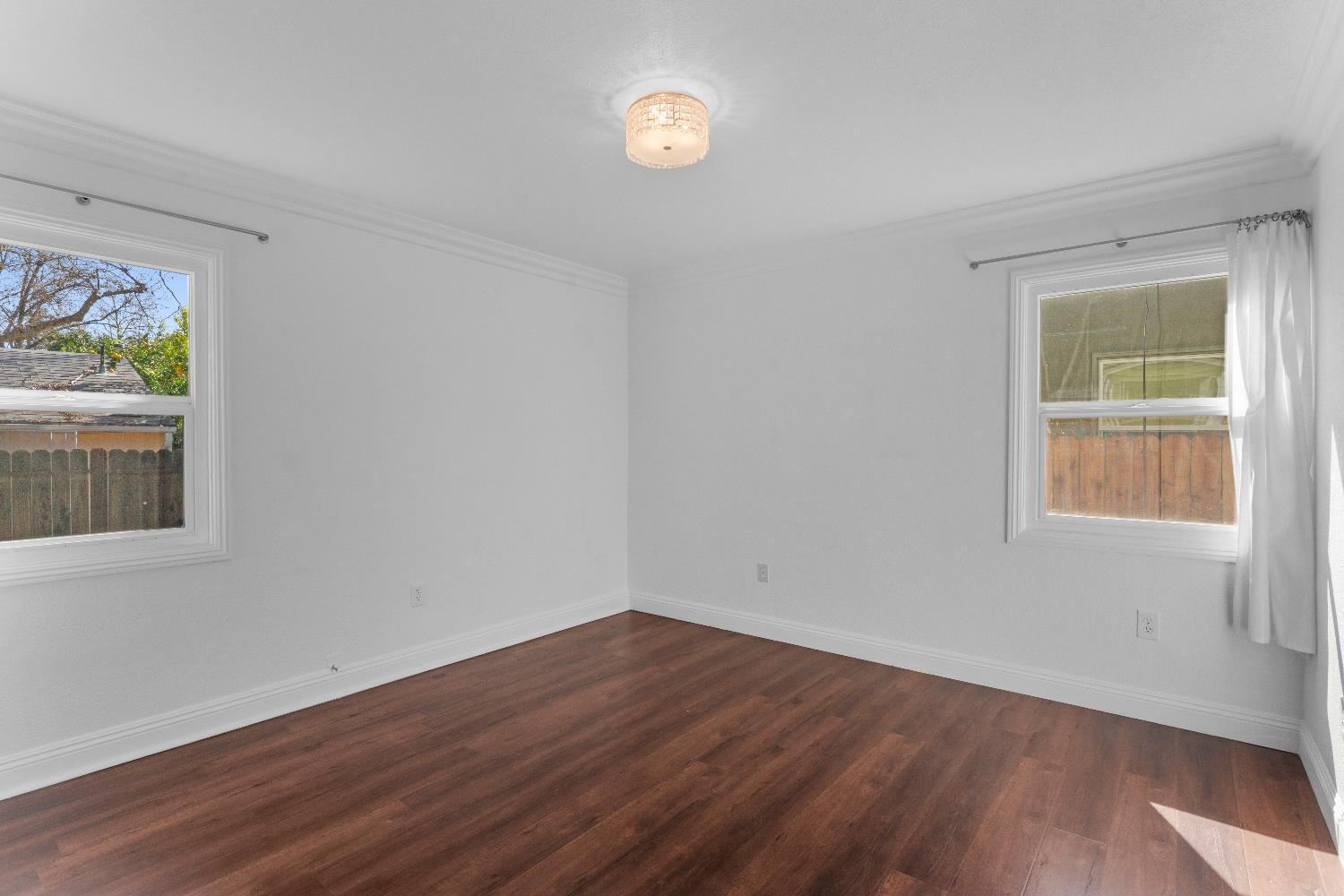 4201 56th Street Sacramento, CA 95820 - Photo 15 of 32