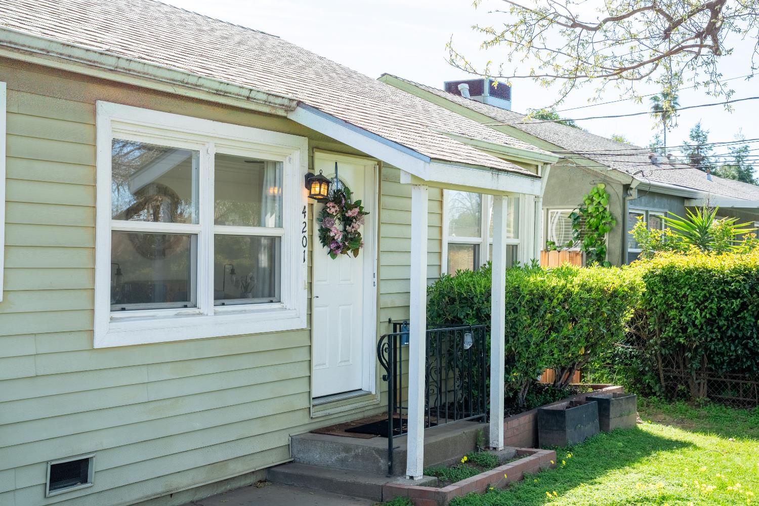 4201 56th Street Sacramento, CA 95820 - Photo 2 of 32