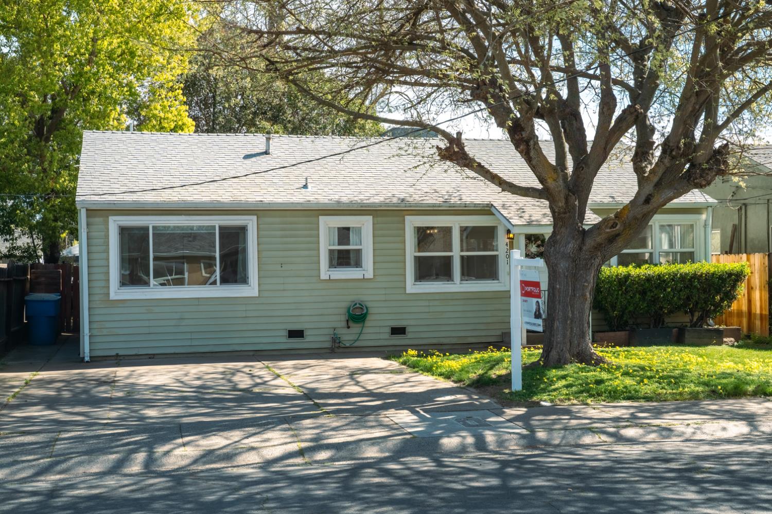 4201 56th Street Sacramento, CA 95820 - Photo 3 of 32