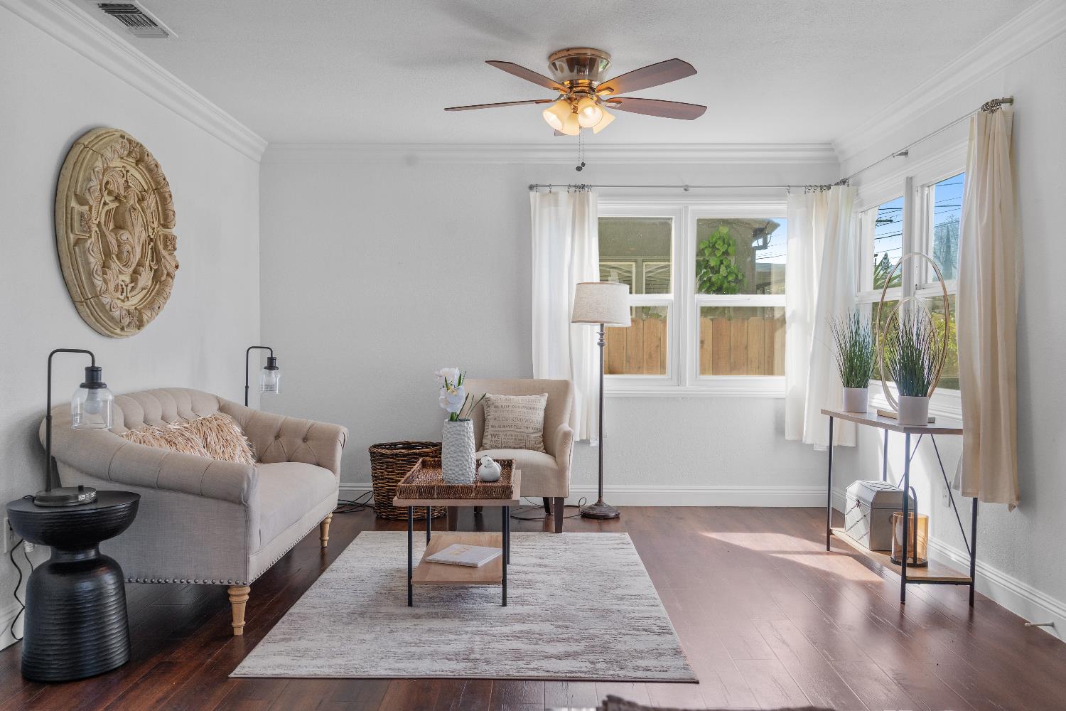 4201 56th Street Sacramento, CA 95820 - Photo 4 of 32