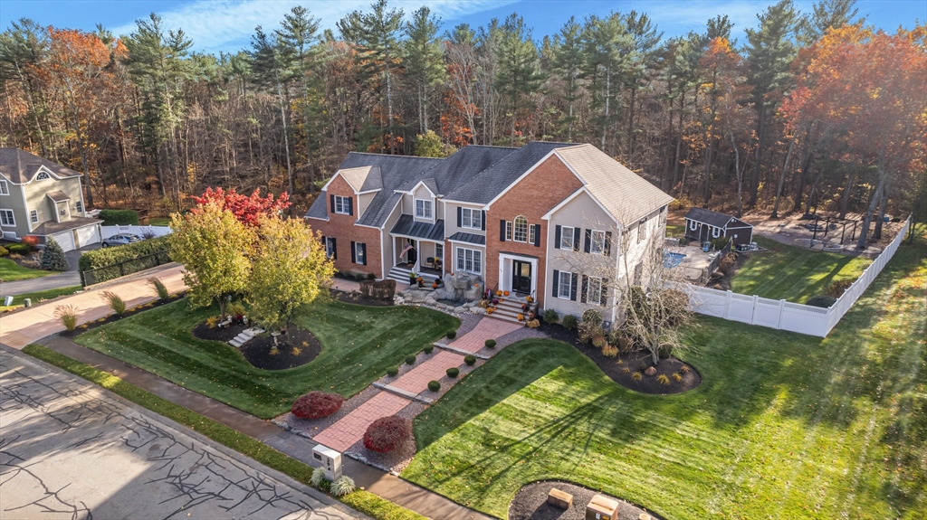 394 Mohawk Road Raynham, MA 02767 - Photo 3 of 42