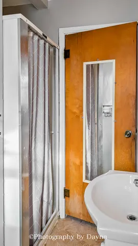 a view of a storage & utility room