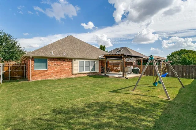 $365,000 | 10121 Ash Creek Lane, Fort Worth, TX 76177