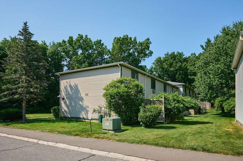 170 East Hadley Road, Unit 65 Amherst, MA 01002 - Photo 21 of 27