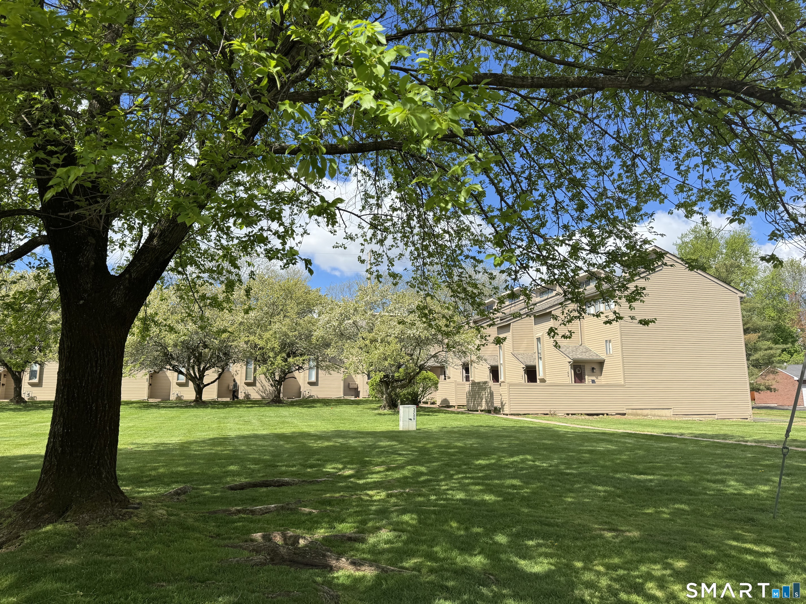 185 Spring Street, Unit 185 Wethersfield, CT 06109 - Photo 35 of 36
