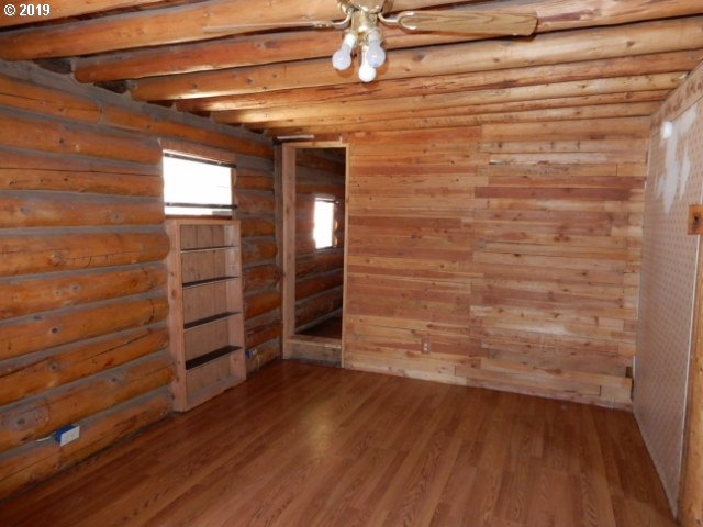12900 North Myrtle Road Myrtle Creek, OR 97457 - Photo 7 of 18 Gallery Image 7