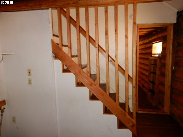 12900 North Myrtle Road Myrtle Creek, OR 97457 - Photo 9 of 18 Gallery Image 9