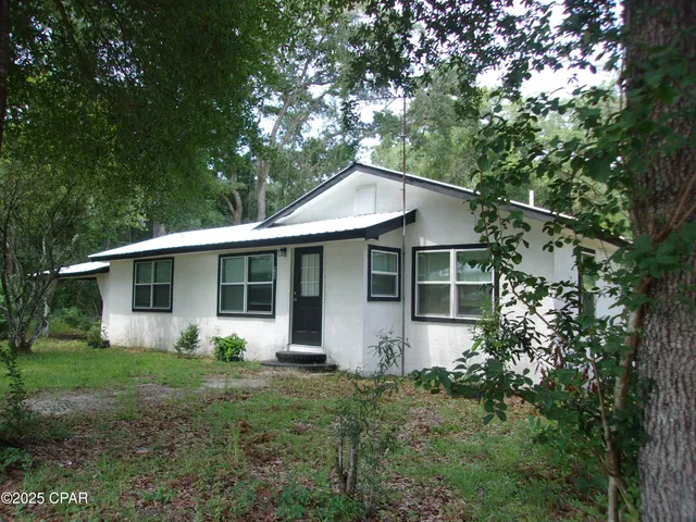 $159,000 | 668 Wrights Creek Road, Caryville, FL 32427