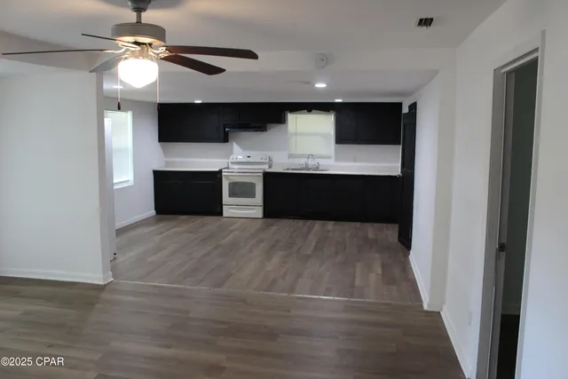 $159,000 | 668 Wrights Creek Road, Caryville, FL 32427