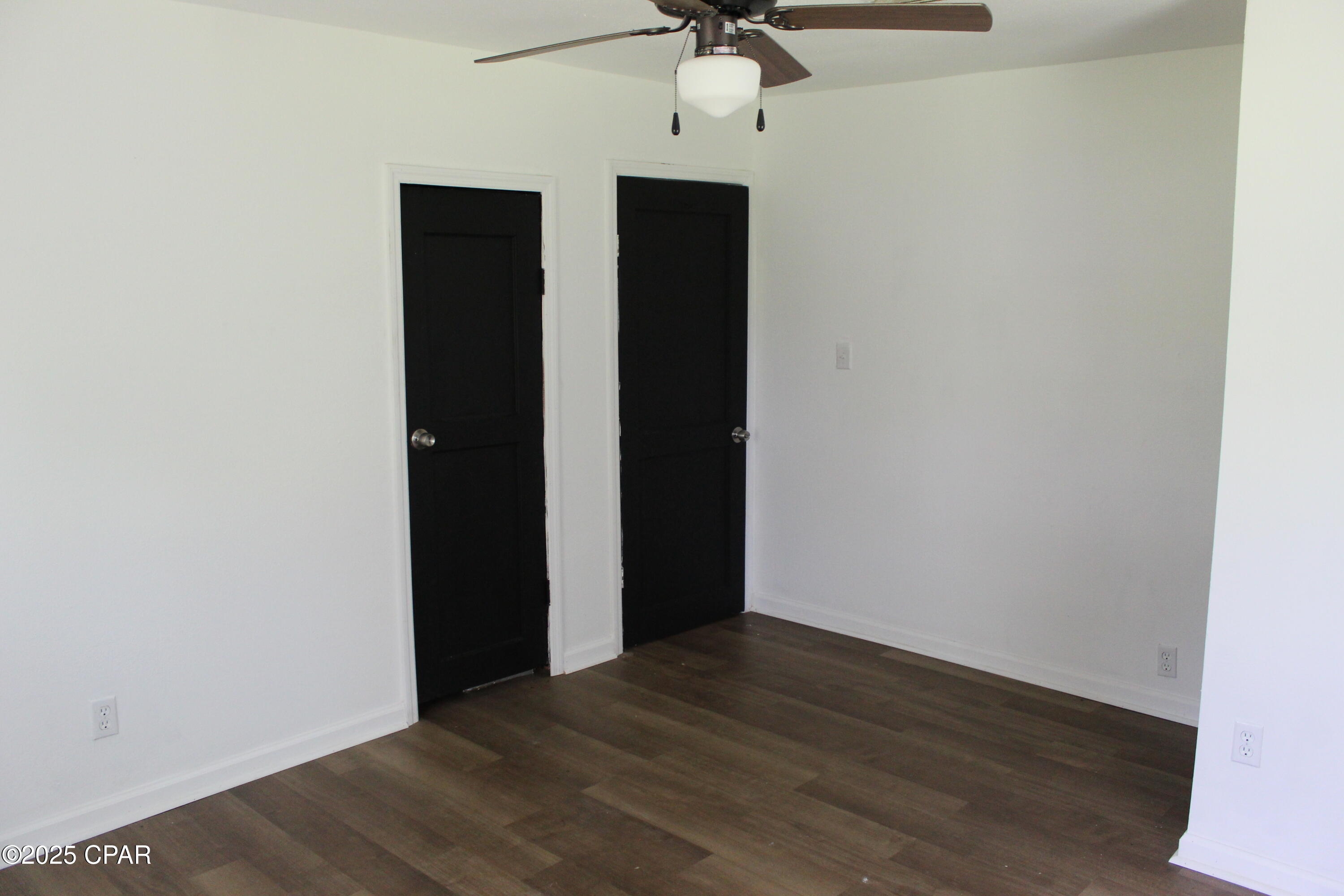 668 Wrights Creek Road Caryville, FL 32427 - Photo 27 of 33