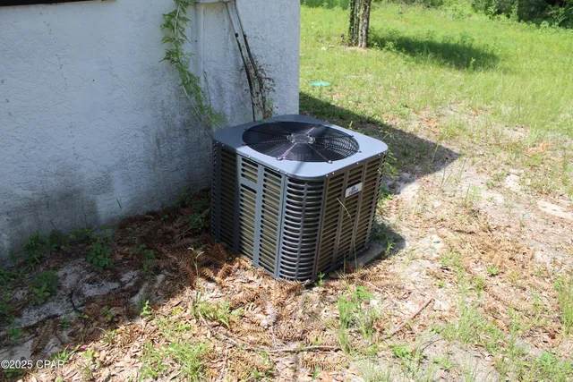 $159,000 | 668 Wrights Creek Road, Caryville, FL 32427