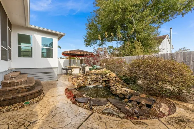 $340,000 | 311 Nottaway Drive, Destrehan, LA 70047