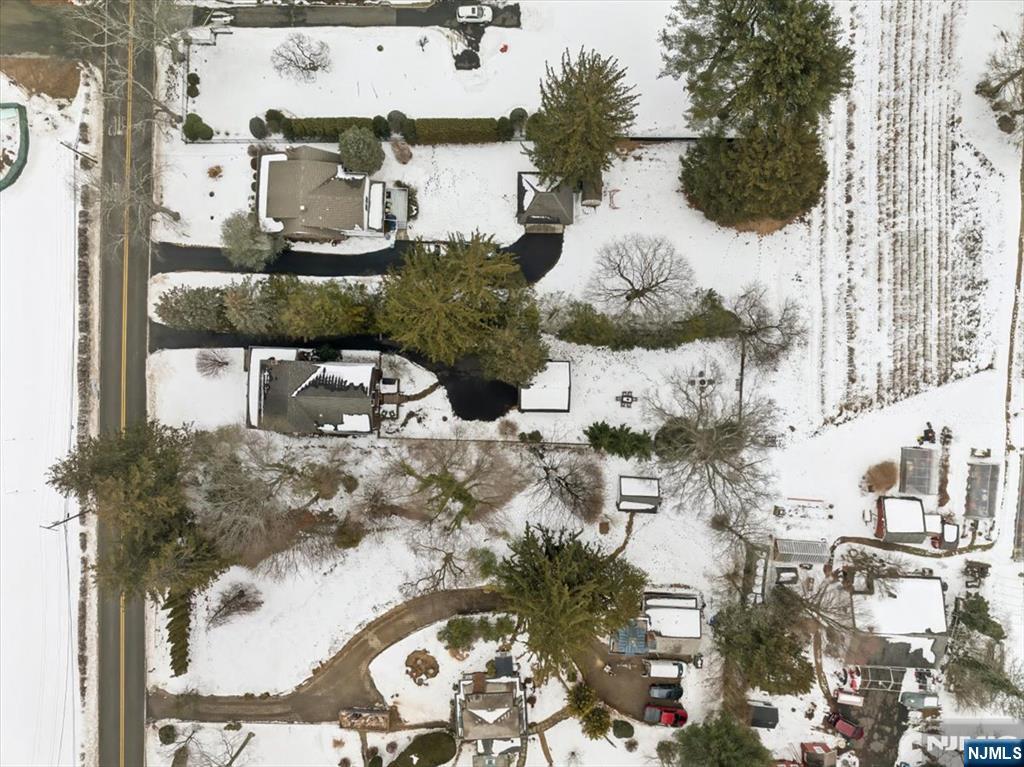 138 Chestnut Ridge Road Saddle River, NJ 07458 - Photo 25 of 31