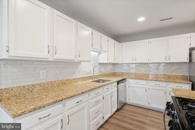 $625,000 | 14532 Eddy Court, Centreville, VA 20120