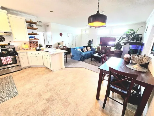 $199,900 | 20701 Beach Boulevard, Unit 30, Huntington Beach, CA 92648