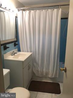 1200 South Arlington Ridge Road, Unit 311 Arlington, VA 22202 - Photo 12 of 17 Bath