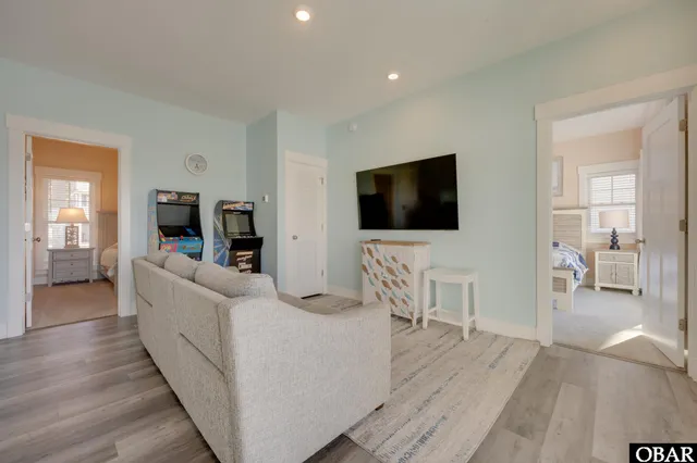 $1,845,000 | 984 Cruz Bay Lane, Corolla, NC 27927