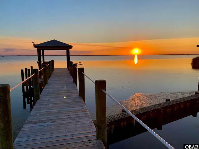$1,845,000 | 984 Cruz Bay Lane, Corolla, NC 27927