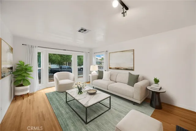 $889,000 | 8828 Zeiler Avenue, Arleta, CA 91331