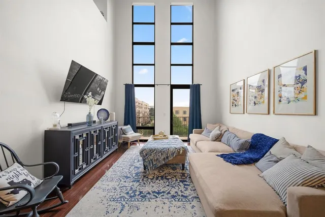 $389,000 | 2608 Museum Way, Unit 3417, Fort Worth, TX 76107