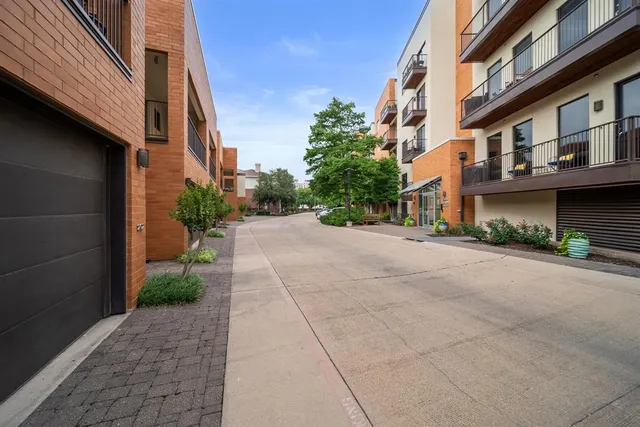 $389,000 | 2608 Museum Way, Unit 3417, Fort Worth, TX 76107