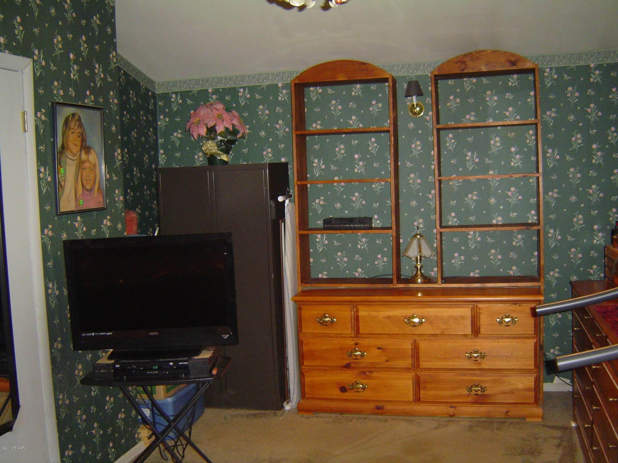 124 Ridge Drive Milford, PA 18337 - Photo 11 of 22