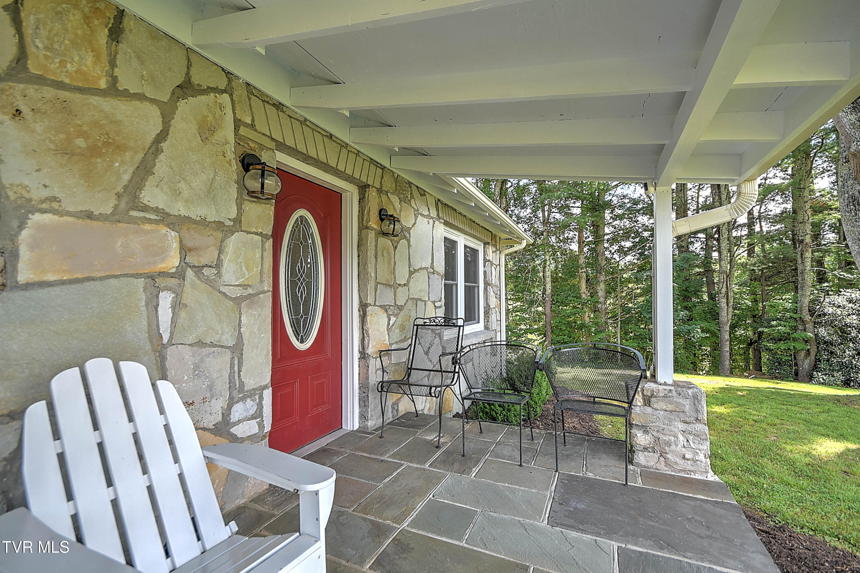 390 Sokassa Road Newland, NC 28657 - Photo 2 of 76 390 Sokassa #1 TN-8