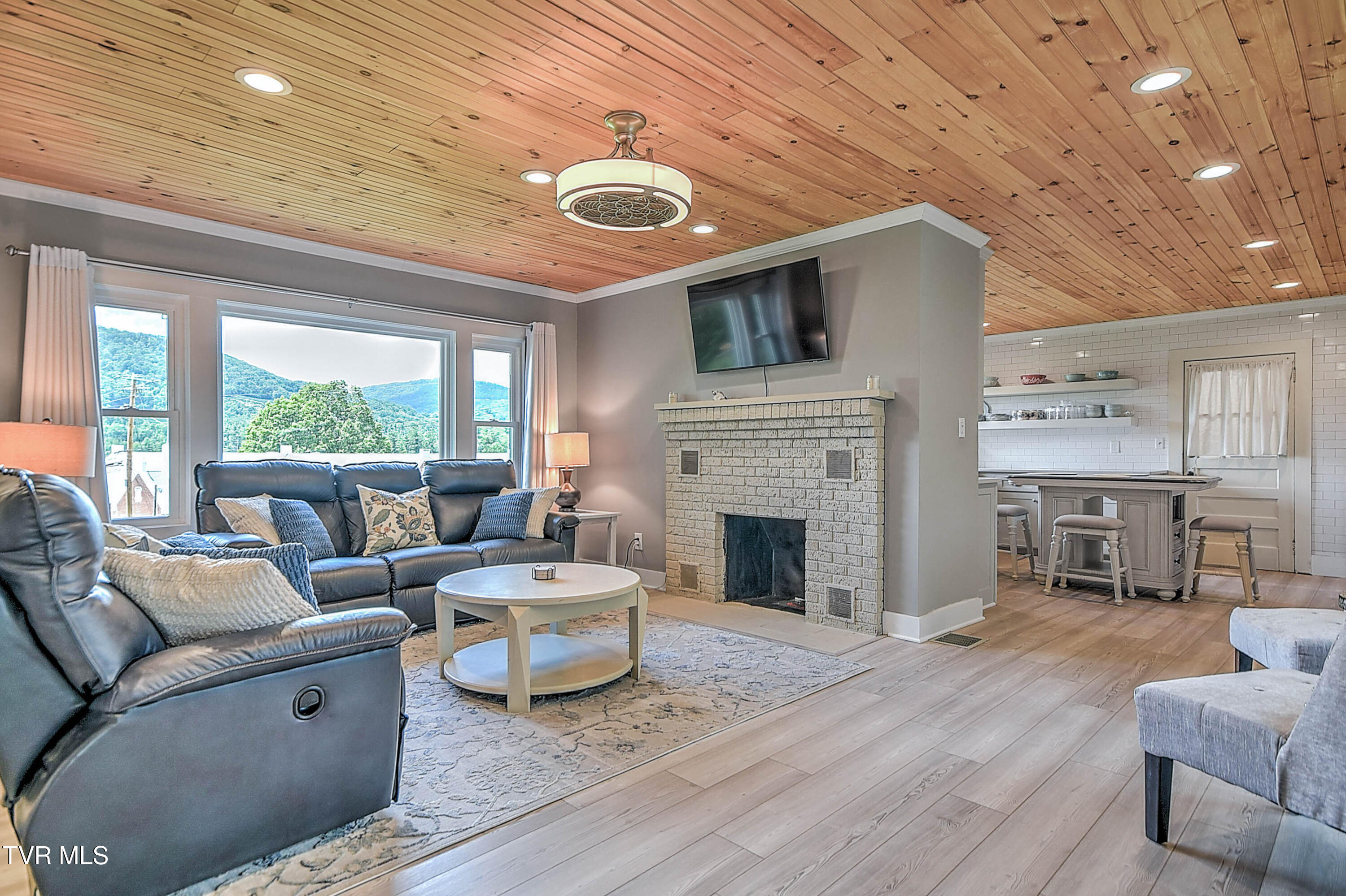 390 Sokassa Road Newland, NC 28657 - Photo 5 of 76 390 Sokassa #1 TN-11