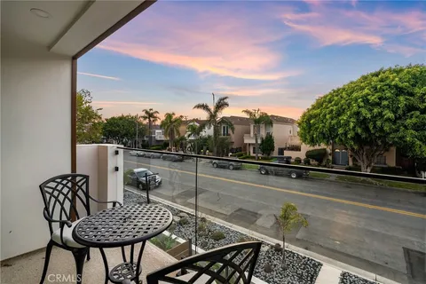 $3,299,000 | 424 20th Huntington Beach, Huntington Beach, CA 92648