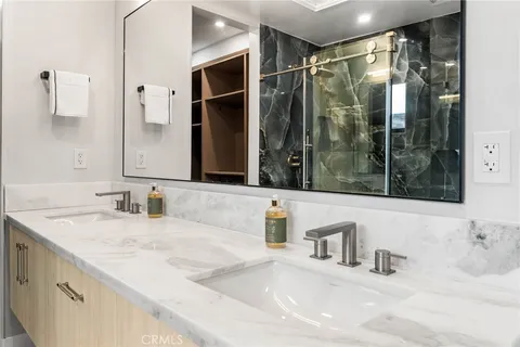 $3,299,000 | 424 20th Huntington Beach, Huntington Beach, CA 92648