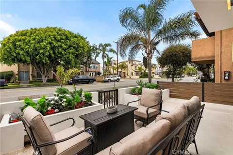 $3,299,000 | 424 20th Huntington Beach, Huntington Beach, CA 92648