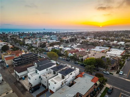 $3,299,000 | 424 20th Huntington Beach, Huntington Beach, CA 92648