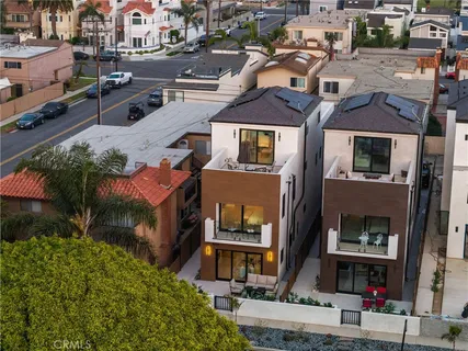 $3,299,000 | 424 20th Huntington Beach, Huntington Beach, CA 92648