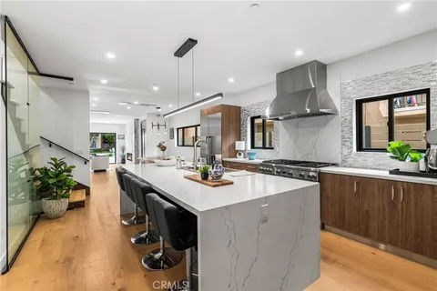 $3,299,000 | 424 20th Huntington Beach, Huntington Beach, CA 92648