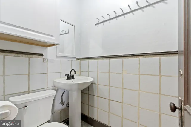 $1,400 | 105 North Loudoun Street, Unit 1, Winchester, VA 22601