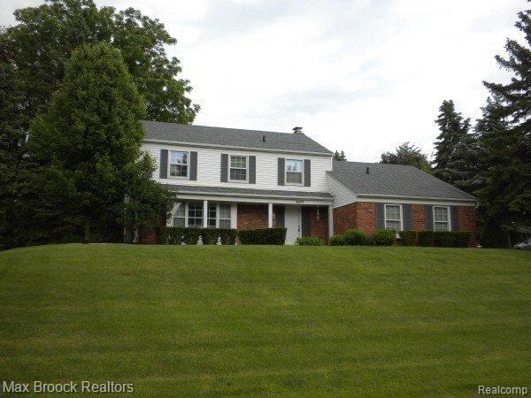 4271 Covered Bridge Road Bloomfield Hills, MI 48302 - Photo 2 of 5 Front