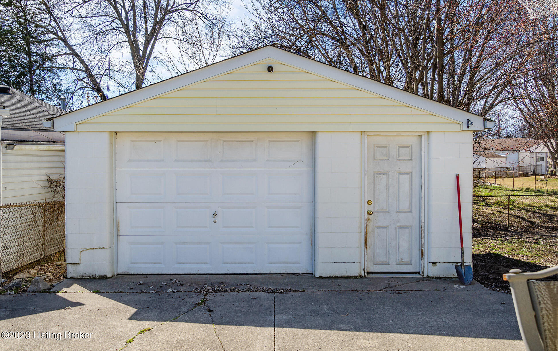 4914 Raven Road Louisville, KY 40213 - Photo 34 of 36 4914-Raven-Rd_037