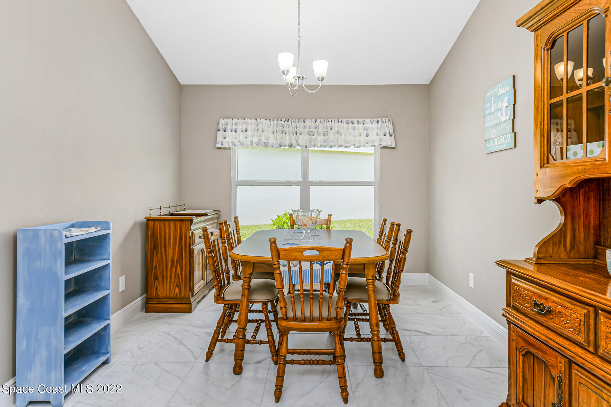 4392 Ruthann Circle Melbourne, FL 32934 - Photo 11 of 36 Dining area