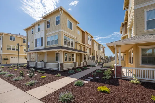 $1,350,000 | 31 Bremerton Circle, Redwood Shores, CA 94065