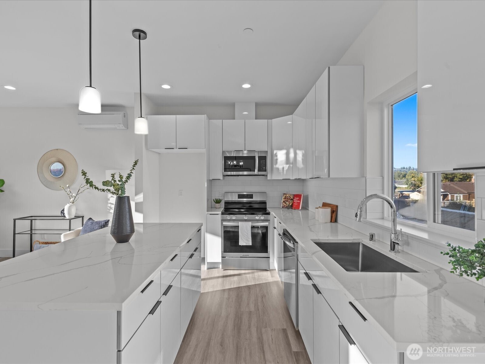 215 Corrin Avenue Northwest, Unit A Orting, WA 98360 - Photo 12 of 36