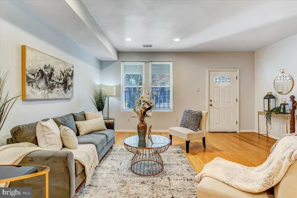 $3,150 | 2320 Minnesota Avenue Southeast, Washington, DC 20020